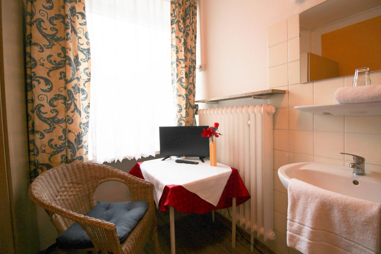 Gasthof Pension/guesthouse Am Hauptbahnhof *